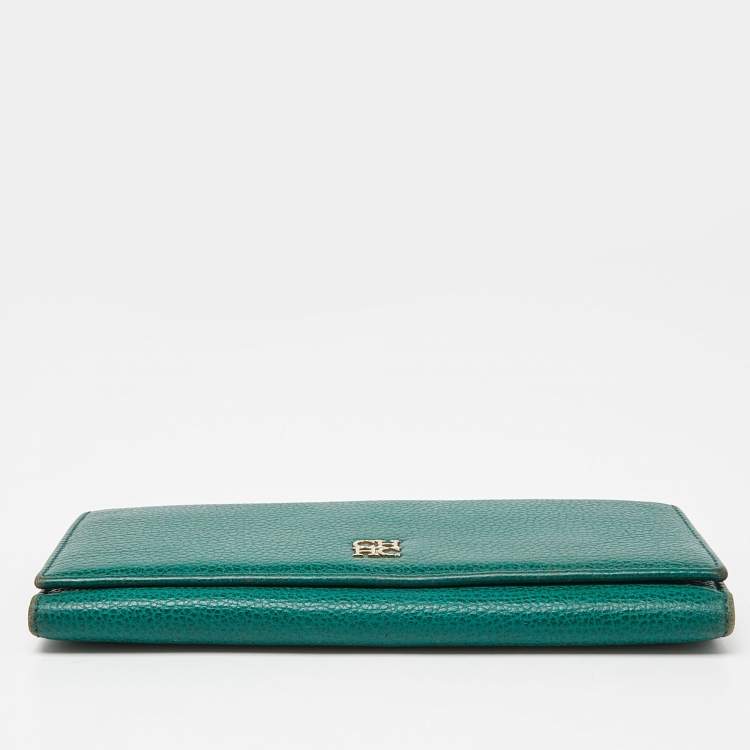 Pre Owned CH Carolina Herrera Green Leather Flap Trifold Continental Wallet