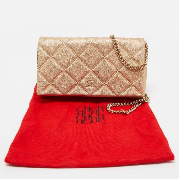 Pre Owned CH Carolina Herrera Gold Quilted Leather Flap Chain Clutch