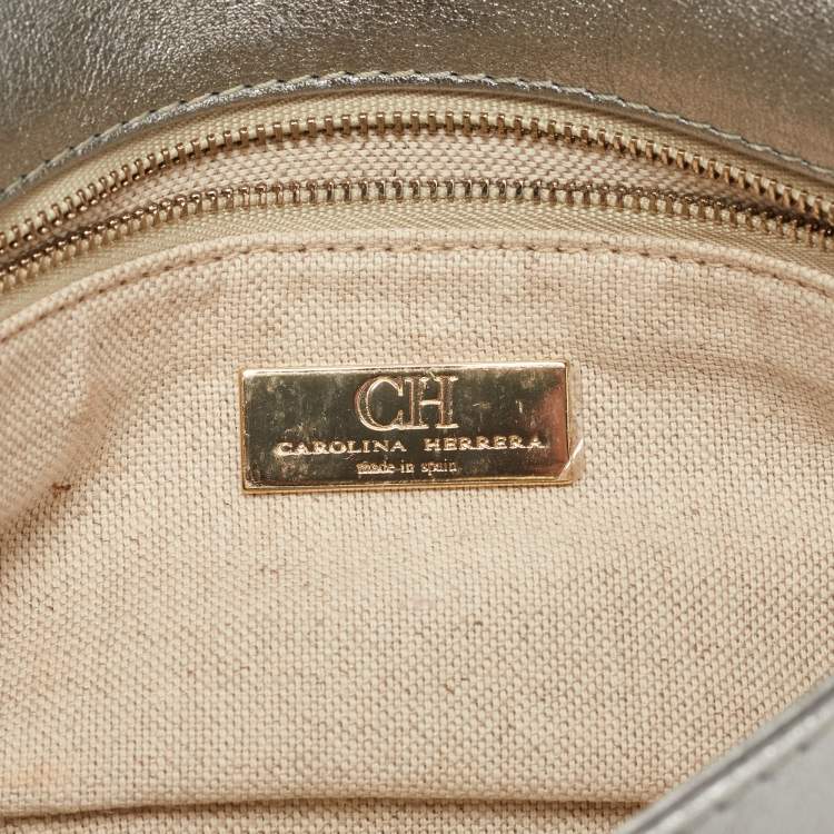 Pre Owned CH Carolina Herrera Metallic Grey Leather Chain Clutch
