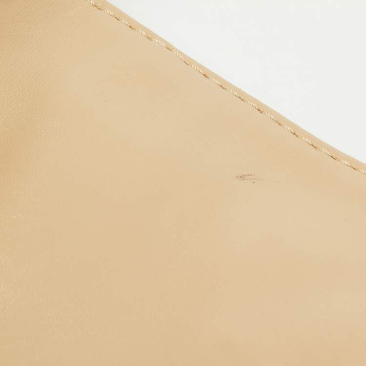 Pre Owned CH Carolina Herrera Beige Quilted Leather Chain Flap Shoulder Bag
