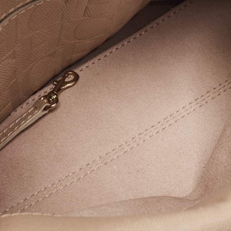 Pre Owned CH Carolina Herrera Beige Leather Minuetto Flap Top Handle Bag