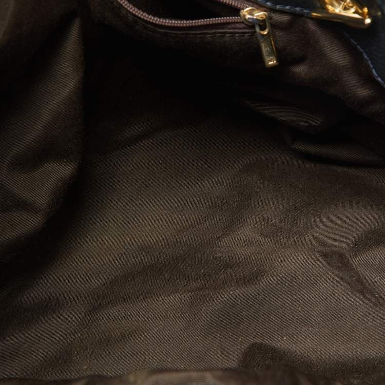 Pre Owned CH Carolina Herrera Blue Monogram Embossed Leather Chain Hobo