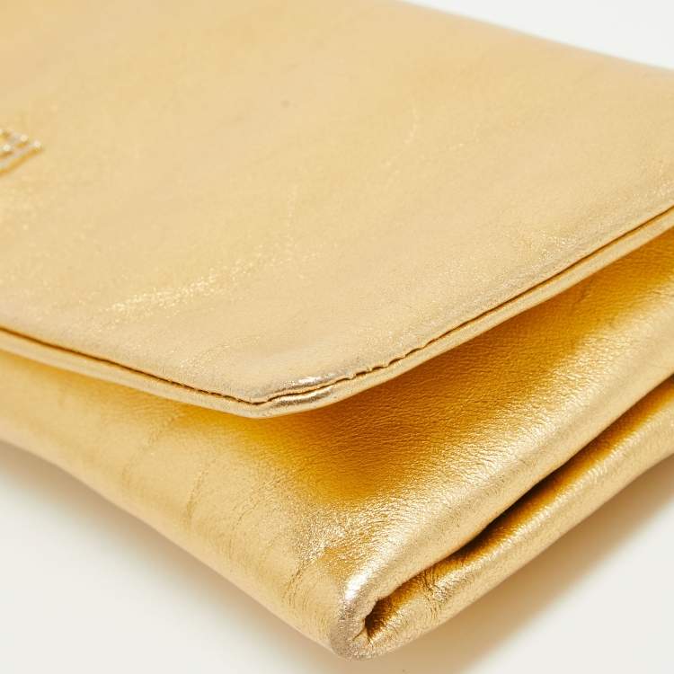 Pre Owned CH Carolina Herrera Gold Leather Clutch