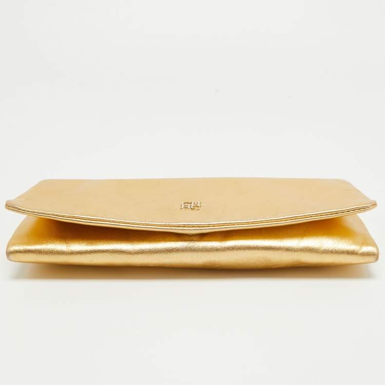 Pre Owned CH Carolina Herrera Gold Leather Clutch
