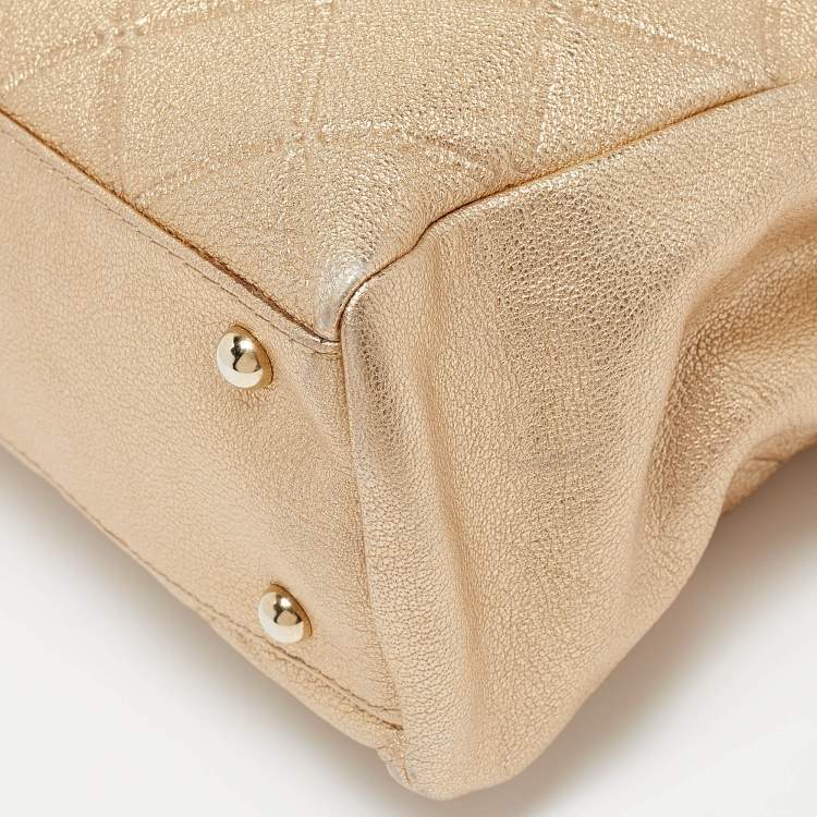 Pre Owned CH Carolina Herrera Metallic Gold Quilted Leather Chain Bag