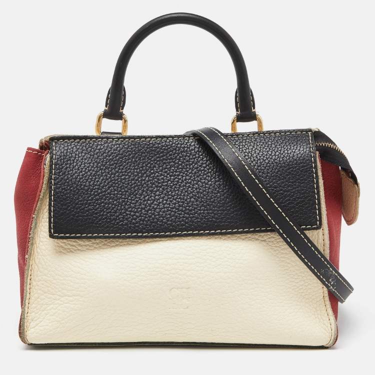 Pre Owned CH Carolina Herrera Leather Flap Top Handle Bag