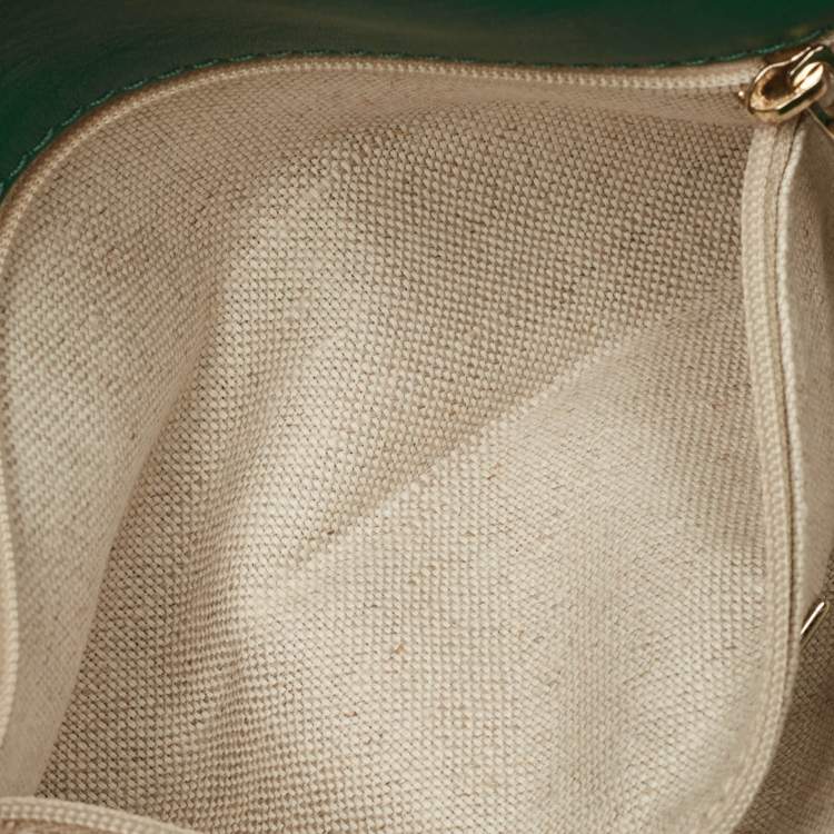 Pre Owned CH Carolina Herrera Green Leather Envelope Clutch
