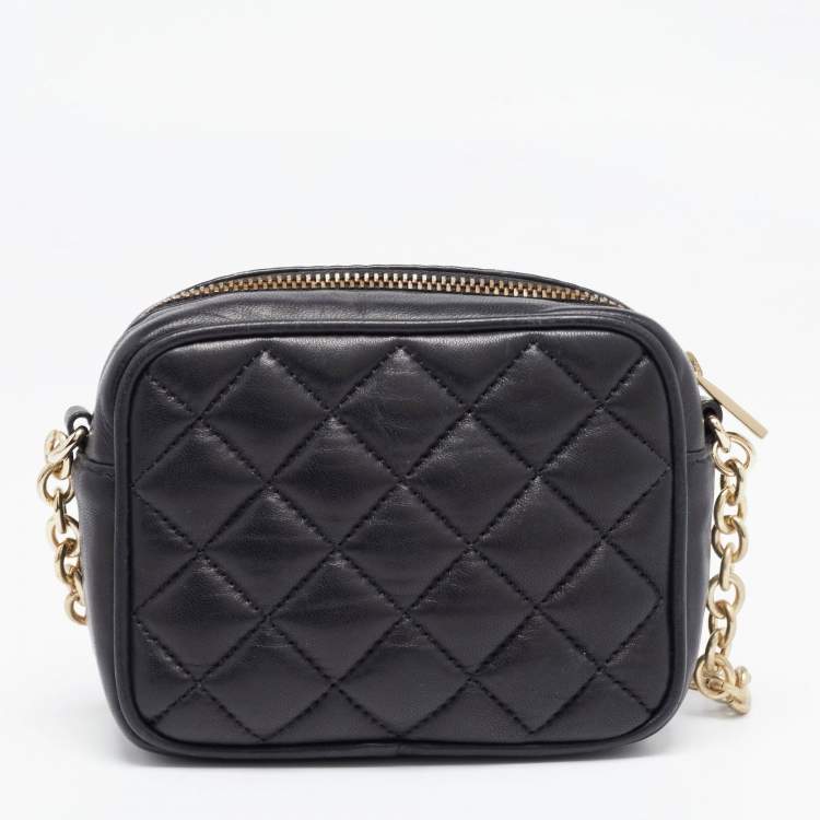 Pre Owned CH Carolina Herrera Black Quilted Leather Mini Chain Crossbody Bag 