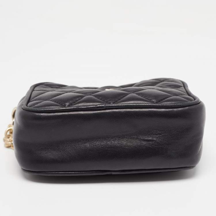 Pre Owned CH Carolina Herrera Black Quilted Leather Mini Chain Crossbody Bag 