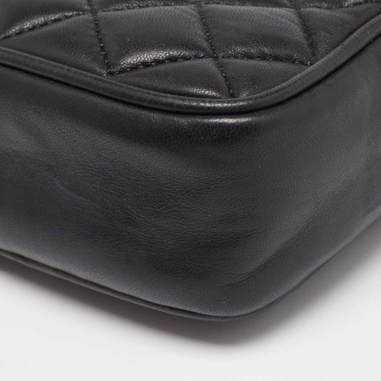 Pre Owned CH Carolina Herrera Black Quilted Leather Mini Chain Crossbody Bag 