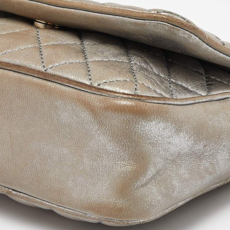Pre Owned CH Carolina Herrera Silver Quilted Leather Chain Flap Shoulder Bag