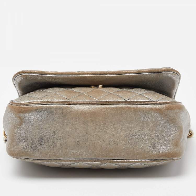 Pre Owned CH Carolina Herrera Silver Quilted Leather Chain Flap Shoulder Bag