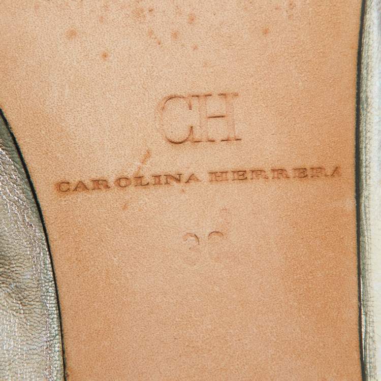 Pre Owned CH Carolina Herrera Gold Leather Logo Peep-Toe Ballet Flats Size 38