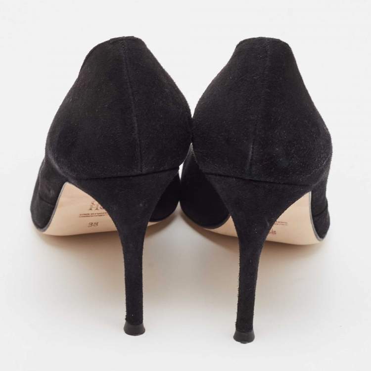 Pre Owned CH Carolina Herrera Black Suede Pointed Toe Pumps Size 38