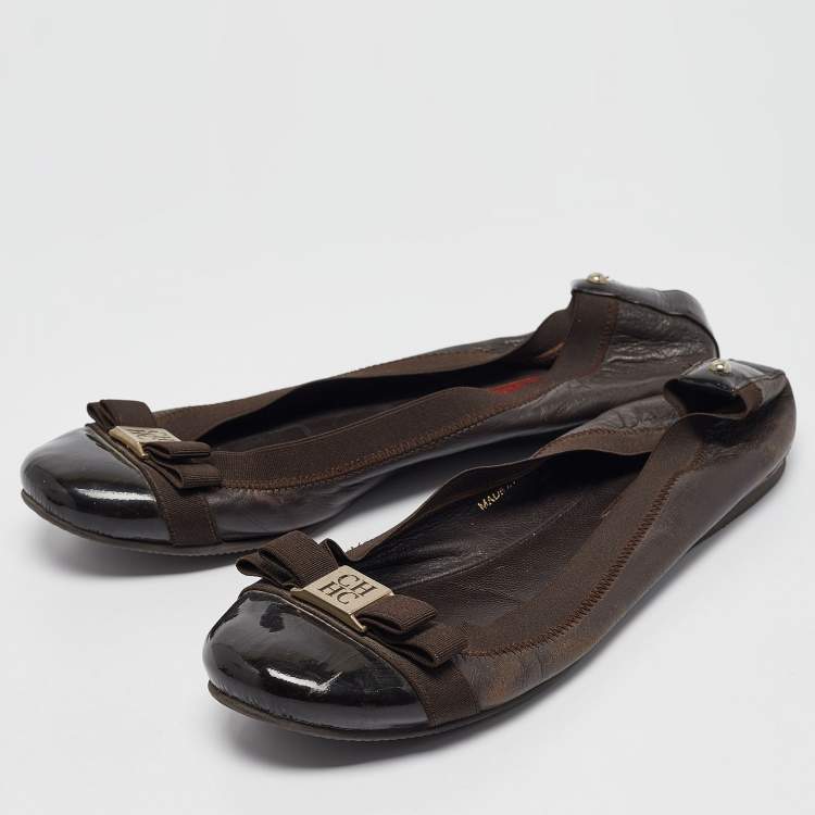 Pre Owned CH Carolina Herrera Brown Leather and Patent Cap Toe Bow Scrunch Ballet Flats Size 38