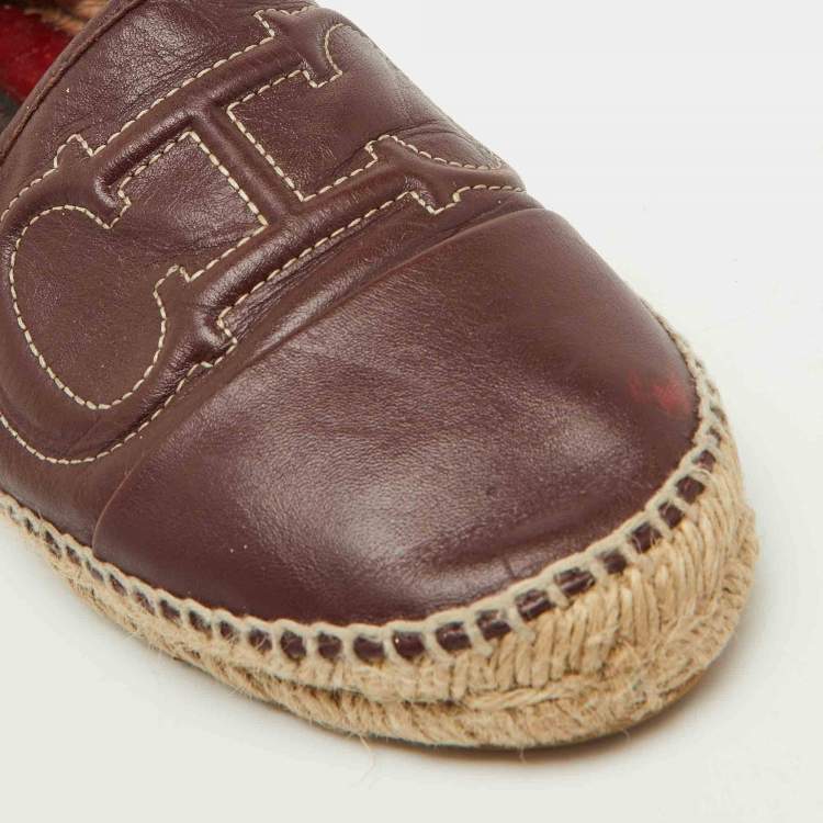 Pre Owned CH Carolina Herrera Burgundy Leather Initials Insignia Espadrille Flats Size 38