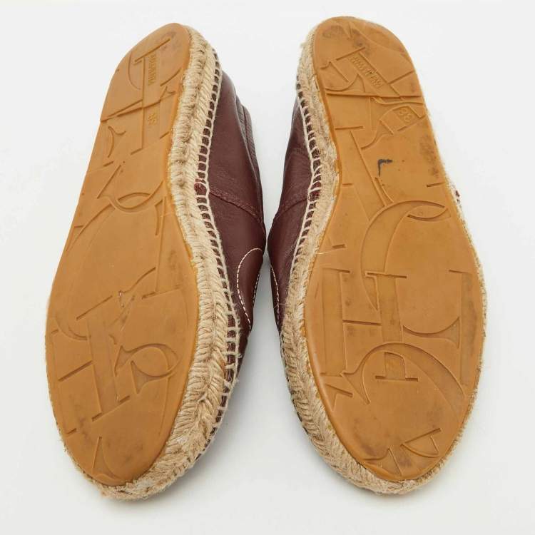 Pre Owned CH Carolina Herrera Burgundy Leather Initials Insignia Espadrille Flats Size 38