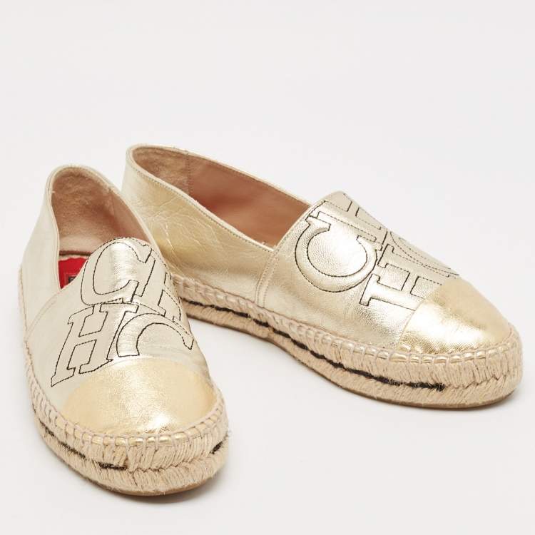 Pre Owned CH Carolina Herrera Gold Leather Slip On Espadrille Flats Size 38