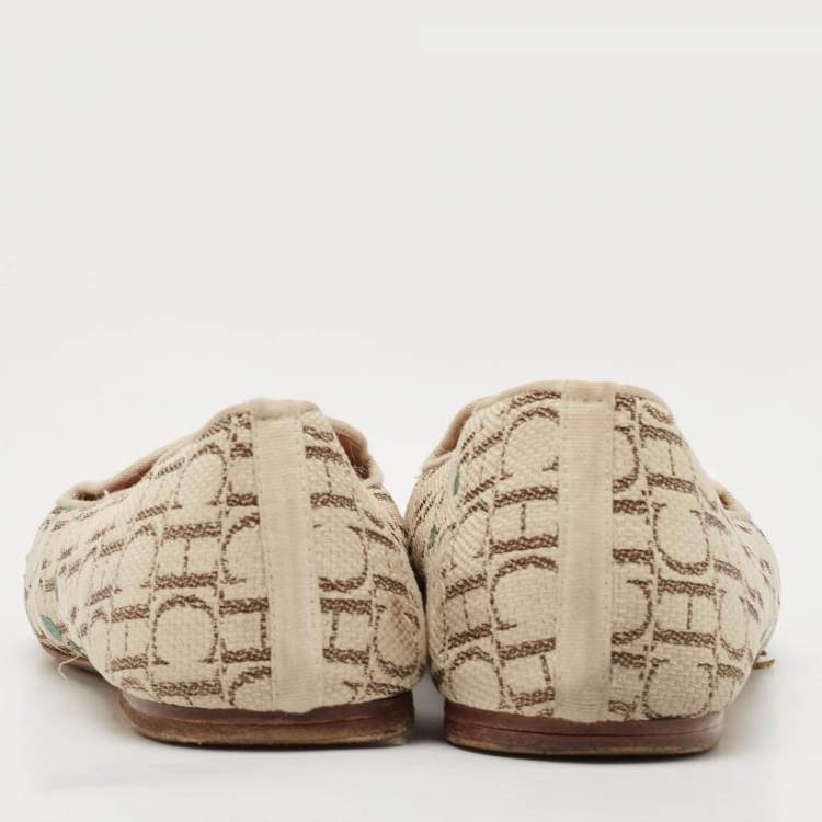 Pre Owned CH Carolina Herrera Cream/Brown Monogram Canvas Ballet Flats Size 39