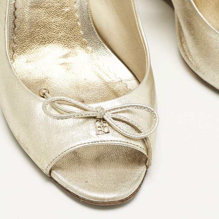 Pre Owned CH Carolina Herrera Metallic Leather Bow Peep Toe Espadrille Wedge Sandals Size 38