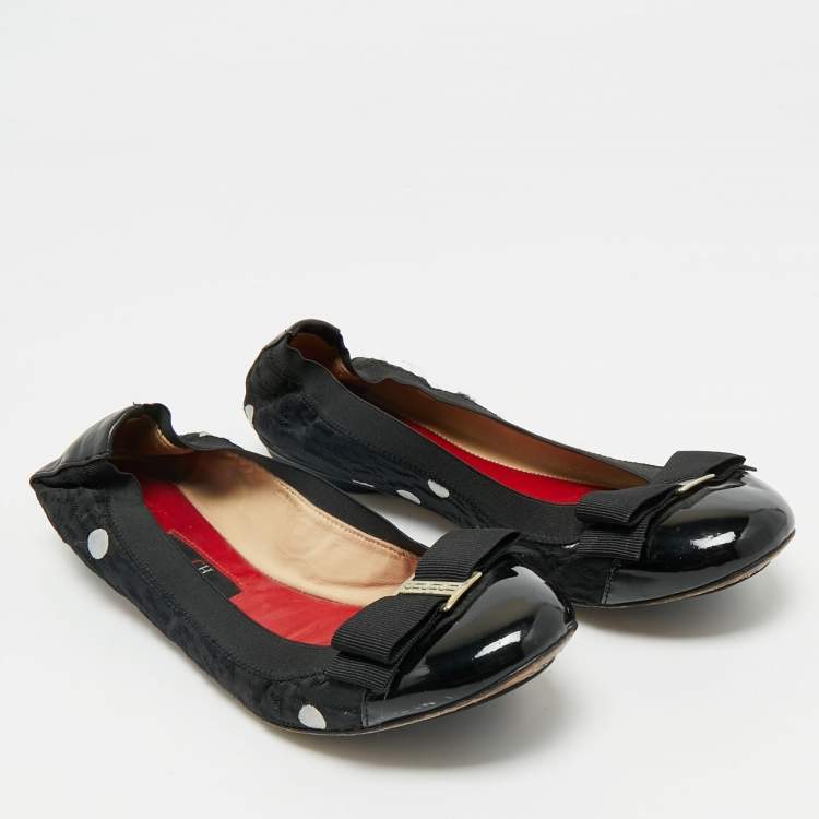 Pre Owned CH Carolina Herrera Black Leather And Patent Leather Bow Scrunch Ballet Flats Size 39