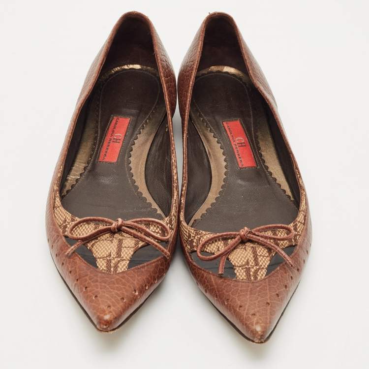 Pre Owned CH Carolina Herrera Brown Canvas and Leather Pointed Toe Ballet Flats Size 38