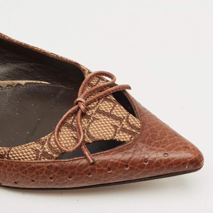 Pre Owned CH Carolina Herrera Brown Canvas and Leather Pointed Toe Ballet Flats Size 38