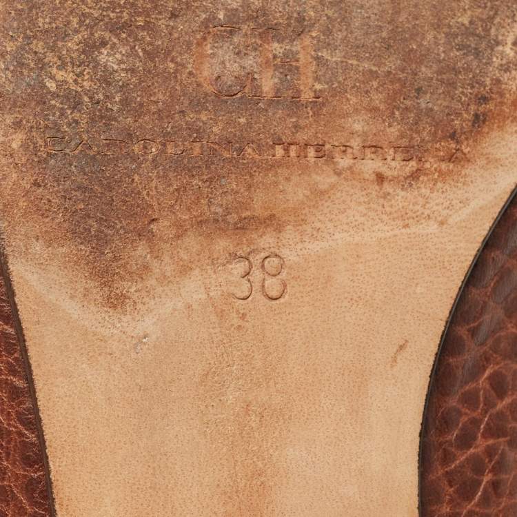 Pre Owned CH Carolina Herrera Brown Canvas and Leather Pointed Toe Ballet Flats Size 38