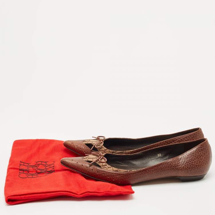 Pre Owned CH Carolina Herrera Brown Canvas and Leather Pointed Toe Ballet Flats Size 38