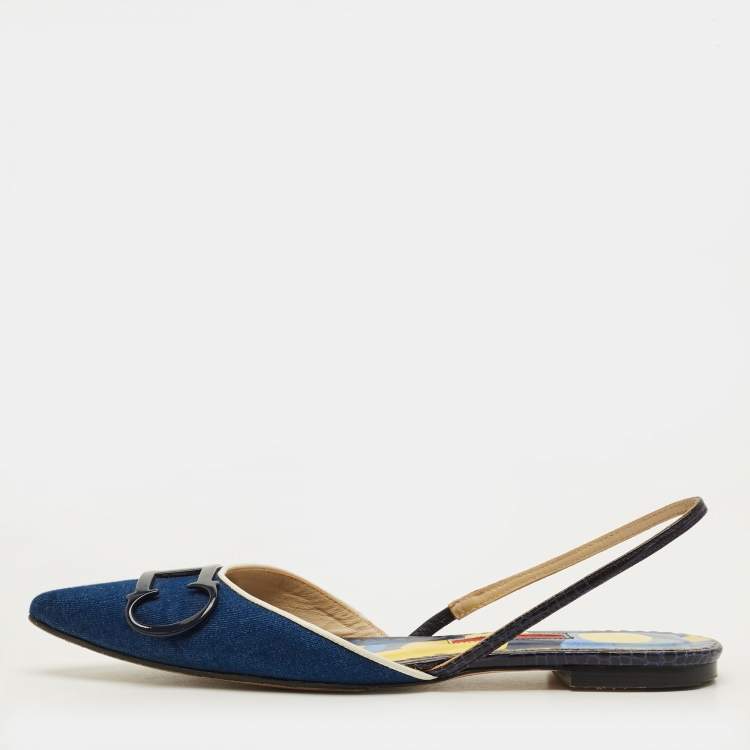 Pre Owned CH Carolina Herrera Initials Insignia Size 39 Navy Blue Denim and Leather Slingback Sandals