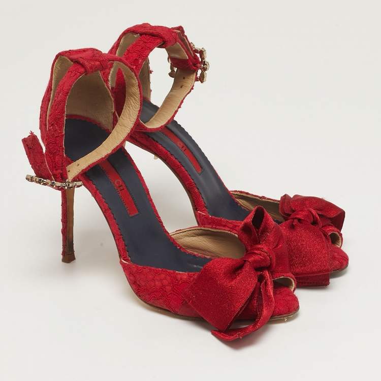 Pre Owned CH Carolina Herrera Size 36 Red Lace and Satin Bow Ankle Strap Sandals