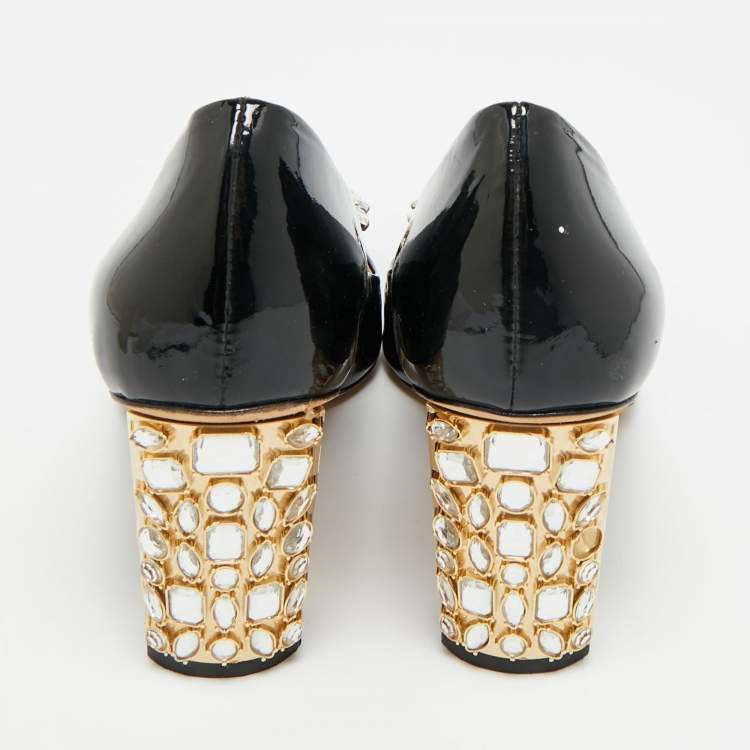 Pre Owned CH Carolina Herrera Size 38 Black Patent Leather Pumps