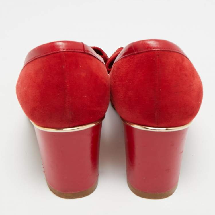 Pre Owned CH Carolina Herrera Size 36 Red Suede Bow Pointed Pumps