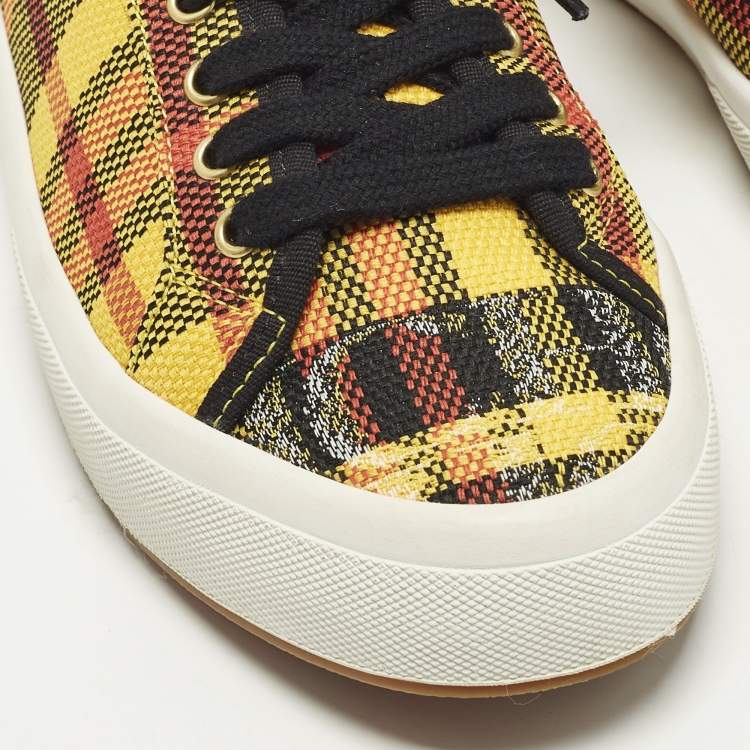 Pre Owned CH Carolina Herrera Size 38 Multicolor Check Canvas Low Top Sneakers