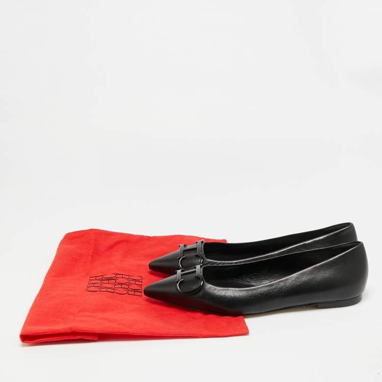 Pre Owned CH Carolina Herrera Initials Insignia Size 39 Black Leather Ballet Flats