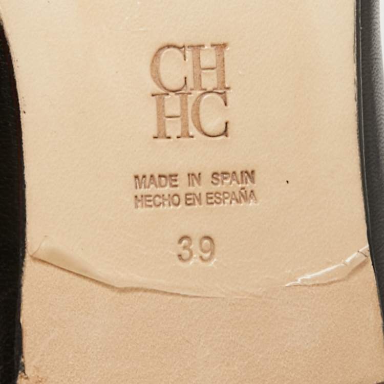 Pre Owned CH Carolina Herrera Initials Insignia Size 39 Black Leather Ballet Flats