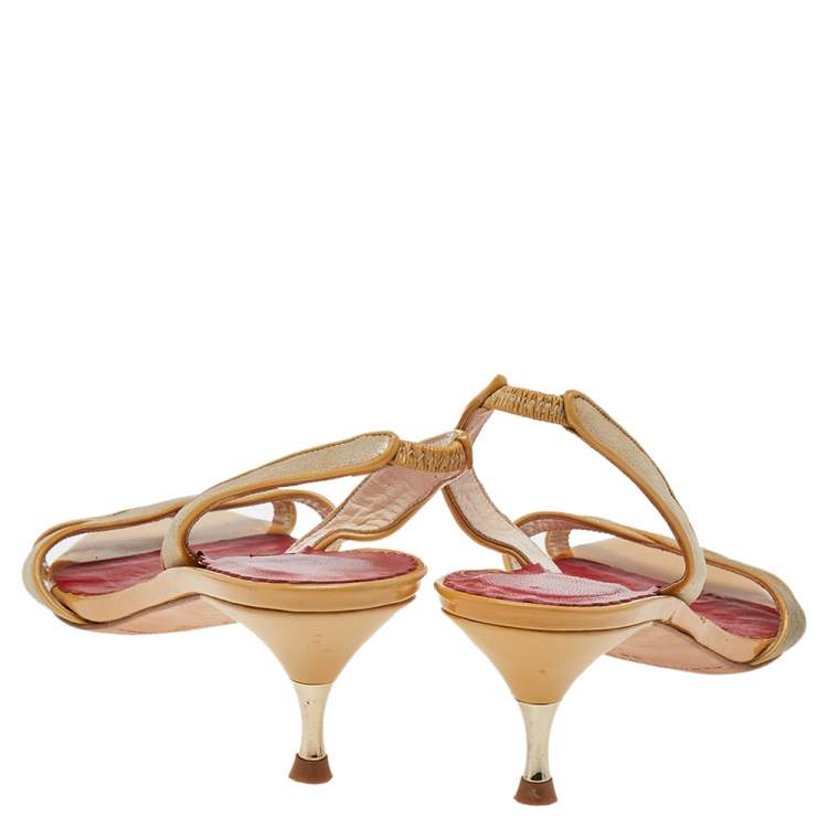 Pre Owned CH Carolina Herrera Gold/Beige Fabric And Leather Slingback Sandals Size 38