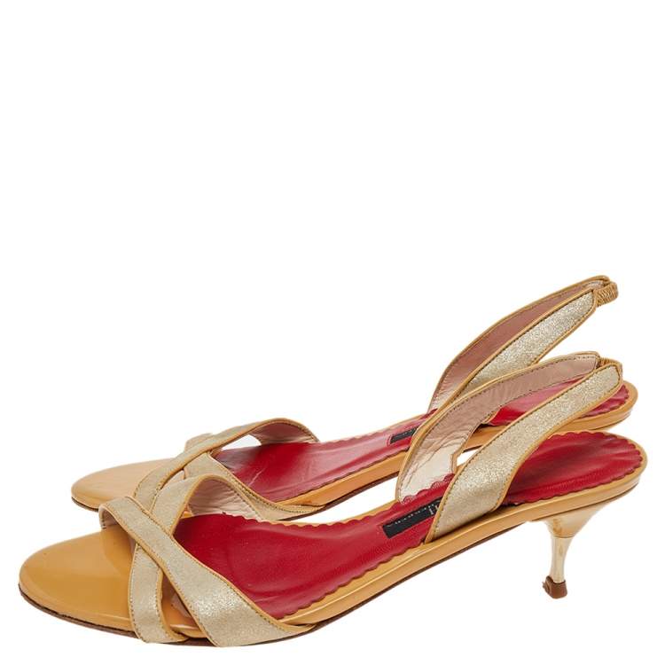 Pre Owned CH Carolina Herrera Gold/Beige Fabric And Leather Slingback Sandals Size 38