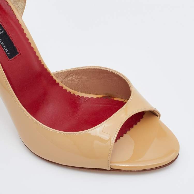Pre Owned CH Carolina Herrera Beige Patent Leather Open Toe D'orsay Pumps Size 37