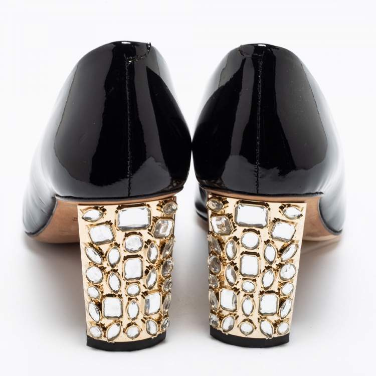 مملوكة مسبقًا CH Carolina Herrera Black Patent Leather Crystal Embellished Logo Pumps Size 38