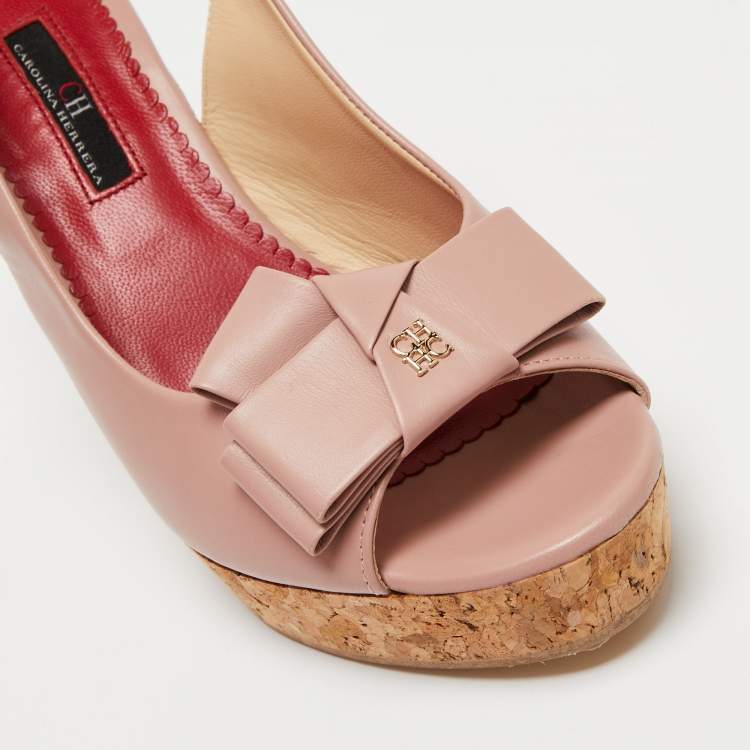 مملوكة مسبقًا CH Carolina Herrera Dusty Pink Leather Bow Cork Wedge Slingback Sandals Size 38