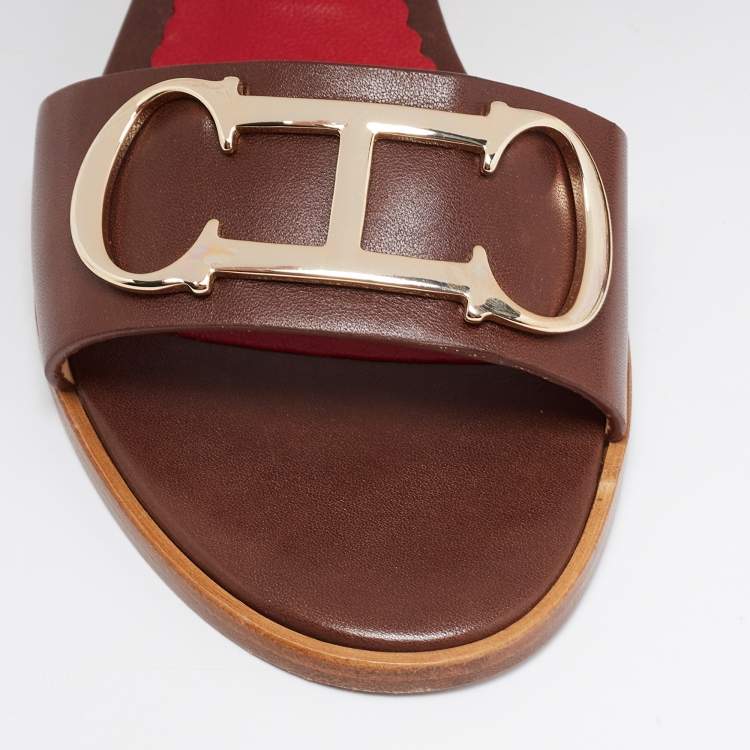 Pre Owned CH Carolina Herrera Brown/Red Leather Initials Slide Sandals Size 37