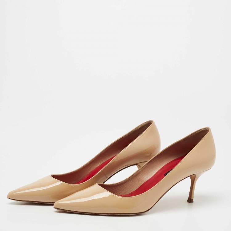 مملوكة مسبقًا CH Carolina Herrera Beige Patent Leather Pointed Toe Pumps  Size 41