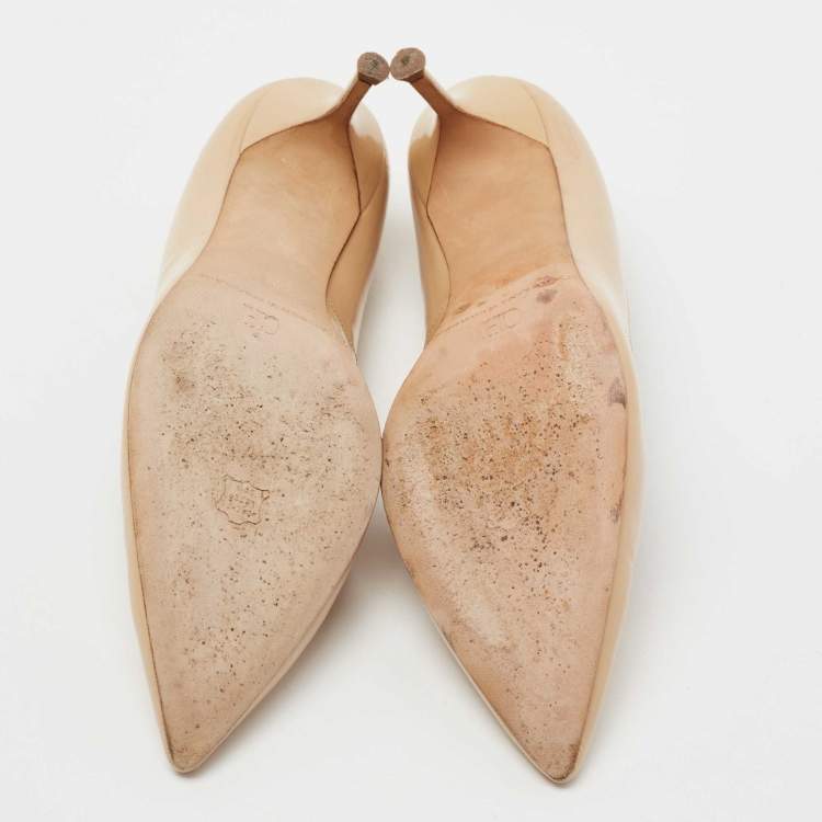 مملوكة مسبقًا CH Carolina Herrera Beige Patent Leather Pointed Toe Pumps  Size 41