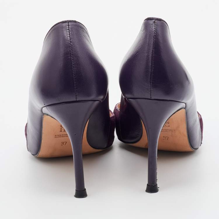 Pre Owned CH Carolina Herrera Purple Suede And Leather Pointed Cap Toe Pumps Size 37