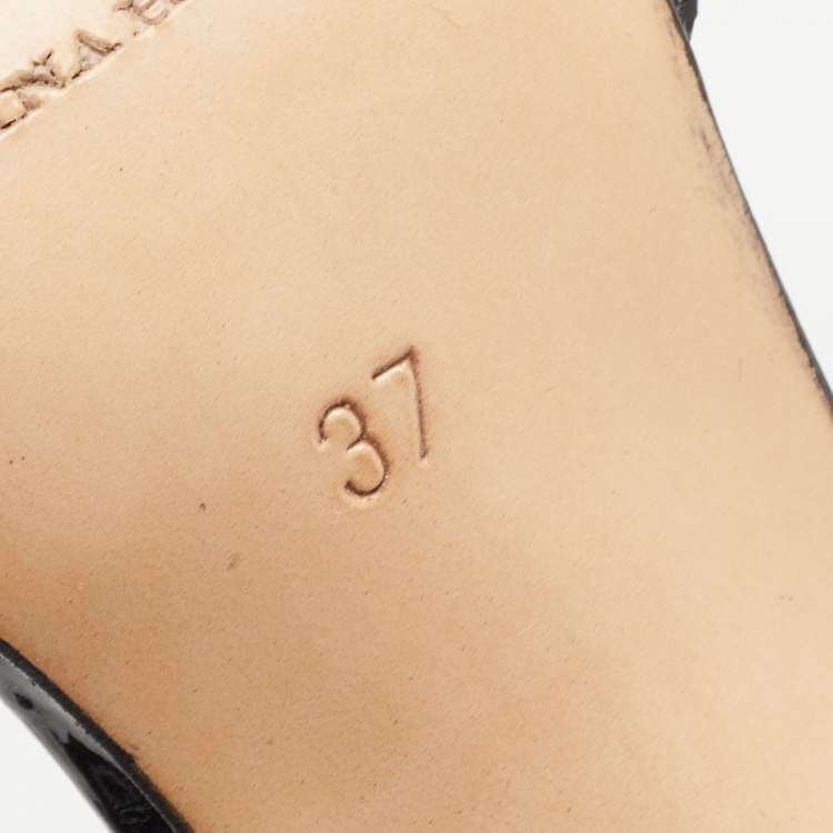 Pre Owned CH Carolina Herrera Black Leather and Suede T Strap Pumps Size 37 