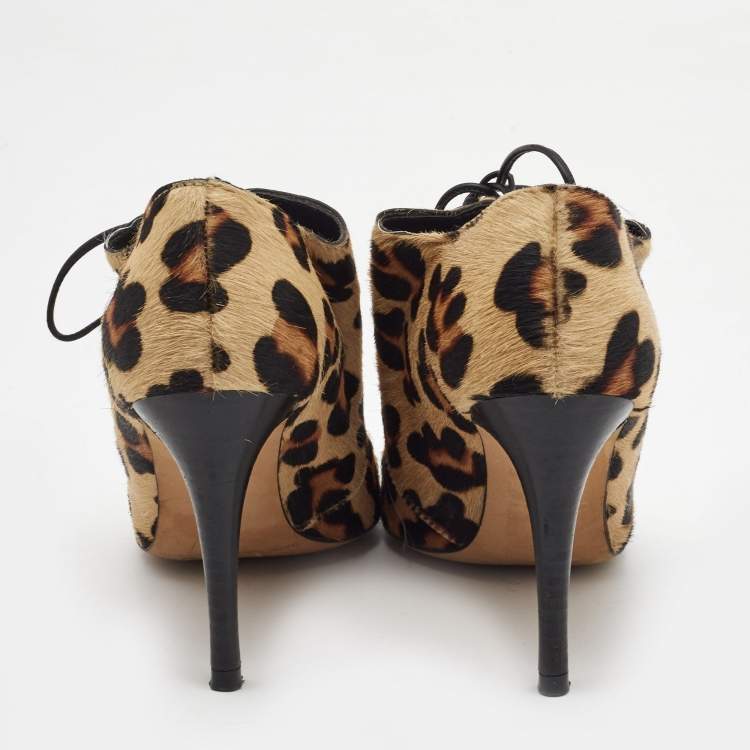 Pre Owned CH Carolina Herrera Brown/Black Calf Hair Lace Up Booties Size 38