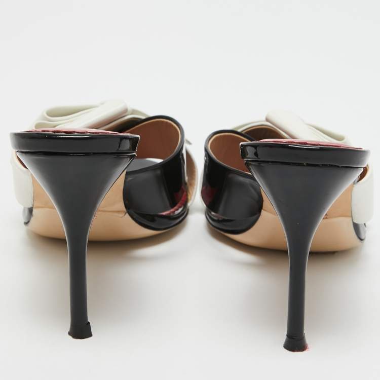 Pre Owned CH Carolina Herrera Black/White Patent and Leather Knotted Bow Slide Sandals Size 39 