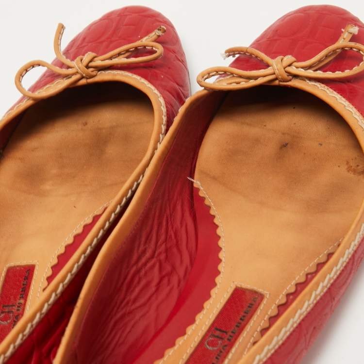 Pre Owned CH Carolina Herrera Two Tone Leather Bow Ballet Flats Size 37