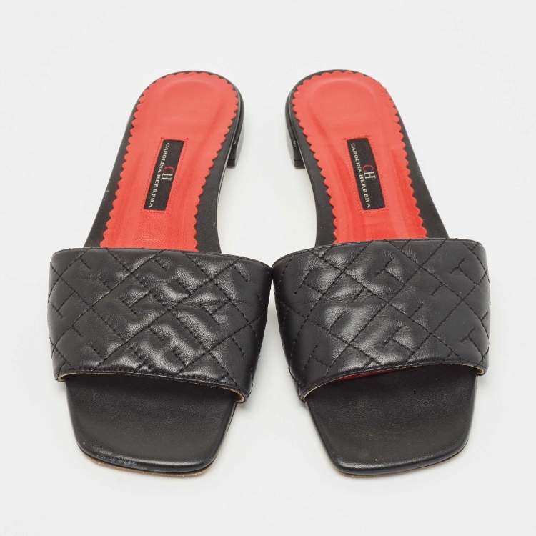 Pre Owned  CH Carolina Herrera Black Initials Quilted Leather Initials 2020 Flat Slides Size 38